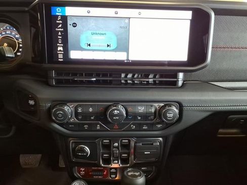 New 2026 Jeep Wrangler Unlimited Rubicon 392 w/ Quick Order Package 27X Moab AWD/4WD image 21