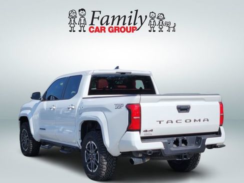 Certified 2025 Toyota Tacoma TRD Sport AWD/4WD image 3