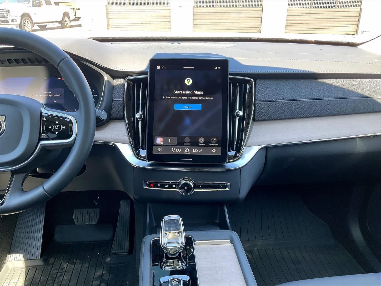 New 2026 Volvo XC90 T8 Plus w/ Protection Package AWD/4WD image 9
