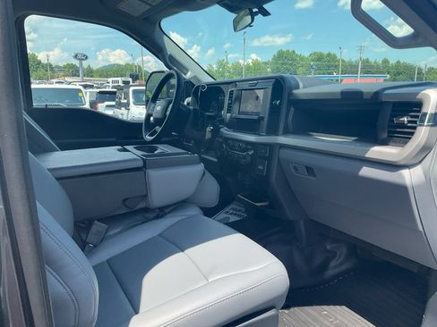 Certified 2026 Ford F450 XL w/ XL Driver Assist Package AWD/4WD image 11
