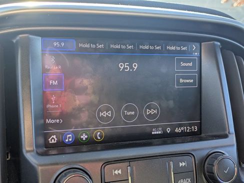 Used 2022 Chevrolet Colorado LT image 13