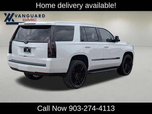 Used 2018 Cadillac Escalade Luxury AWD/4WD image 8