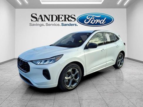 Used 2023 Ford Escape ST-Line w/ Tech Pack #1 image 6