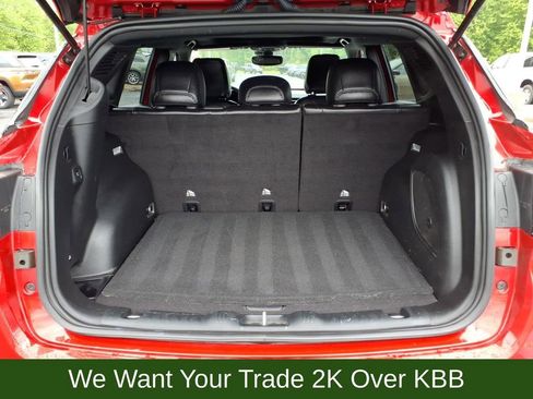Used 2022 Jeep Compass Limited w/ (RED) Package AWD/4WD image 9