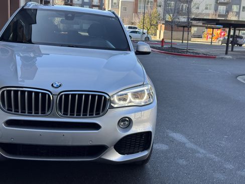 Used 2015 BMW X5 xDrive50i image 11