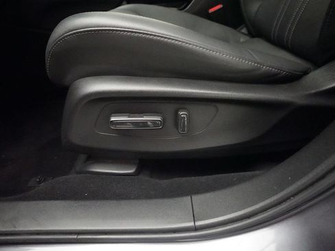 Certified 2024 Honda HR-V EX-L image 28