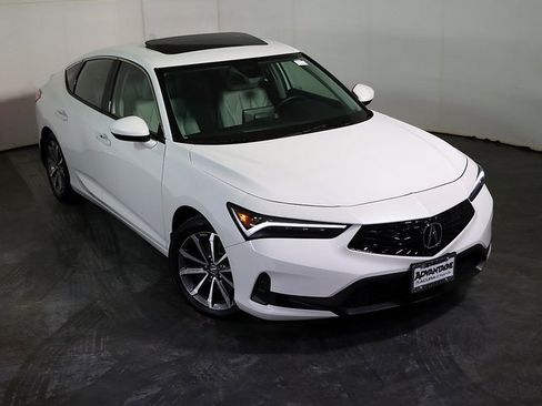 Certified 2025 Acura Integra Base image 7