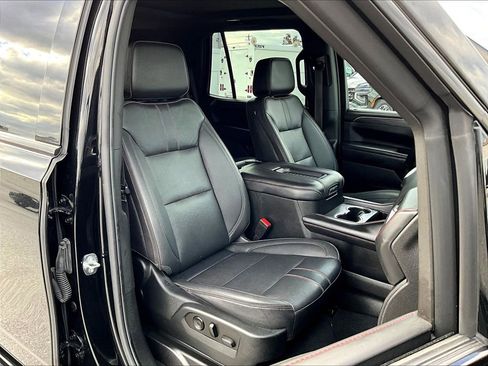 Used 2023 Chevrolet Tahoe RST image 11