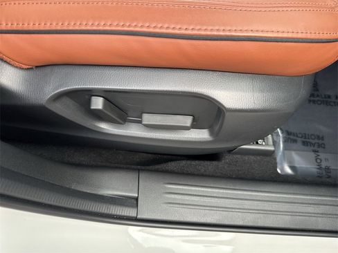 Certified 2025 MAZDA CX-5 Carbon Edition image 46