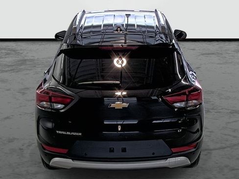 New 2026 Chevrolet TrailBlazer LT w/ Convenience Package FWD image 3