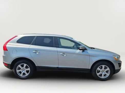 Used 2011 Volvo XC60 3.2 FWD image 9