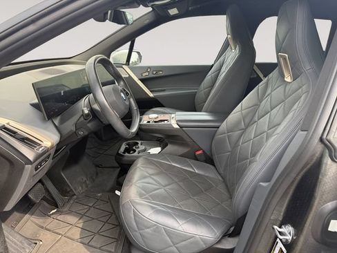 Used 2023 BMW iX M60 w/ Executive Package AWD/4WD image 9