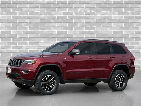 Used 2021 Jeep Grand Cherokee Trailhawk w/ Trailhawk Luxury Group AWD/4WD image 2