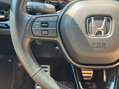 Used 2023 Honda Accord Sport image 19