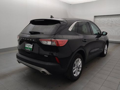 Used 2021 Ford Escape SE image 9