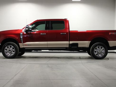Used 2025 Ford F350 King Ranch w/ Chrome Package image 7