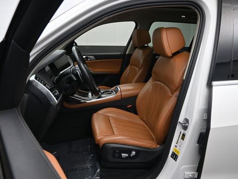 Used 2020 BMW X7 xDrive40i w/ Luxury Seating Package AWD/4WD image 25