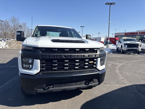 Used 2023 Chevrolet Silverado 2500 W/T w/ WT Fleet Convenience Package image 8