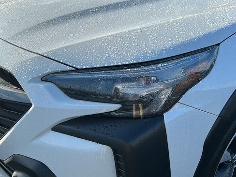 Certified 2025 Subaru Outback Limited XT image 4