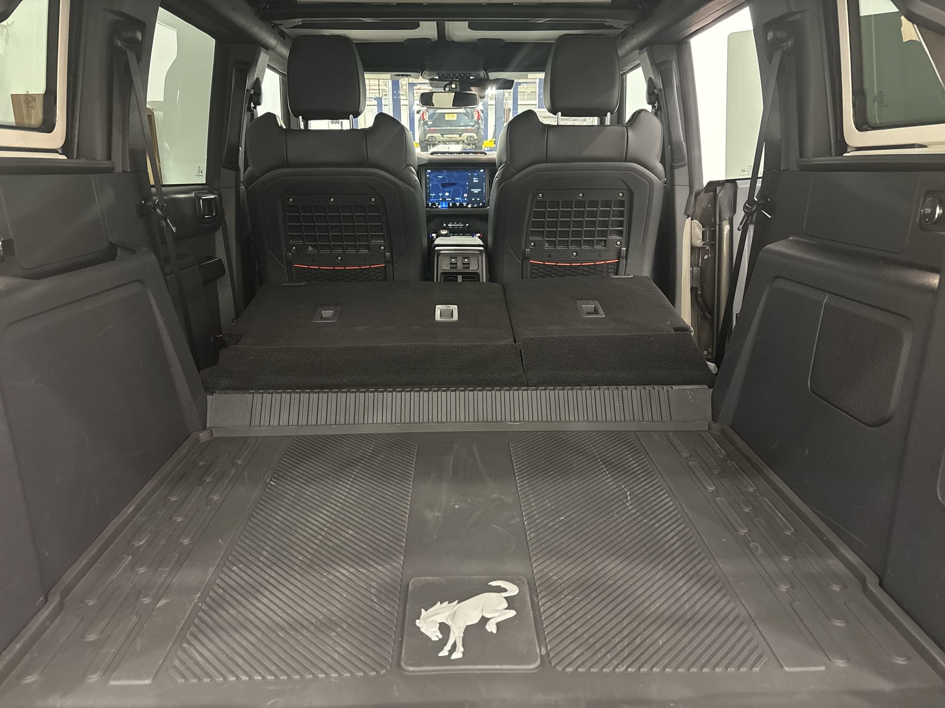 New 2025 Ford Bronco Raptor w/ Interior Carbon Fiber Pack AWD/4WD image 28