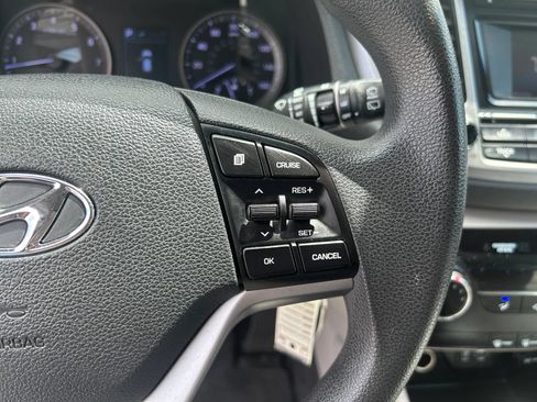 Used 2016 Hyundai Tucson SE w/ Option Group 02 FWD image 13