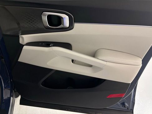 New 2026 Kia Sorento S FWD image 40