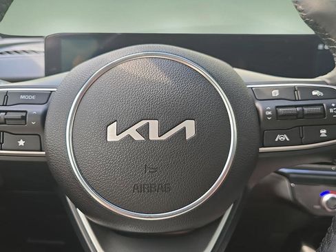 Used 2025 Kia K5 GT-Line w/ GT-Line Premium Package FWD image 15