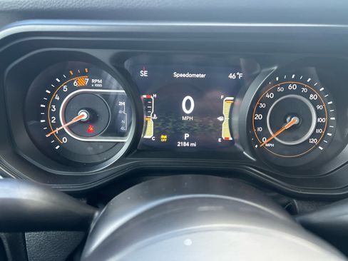 Used 2026 Jeep Wrangler Sport S image 21