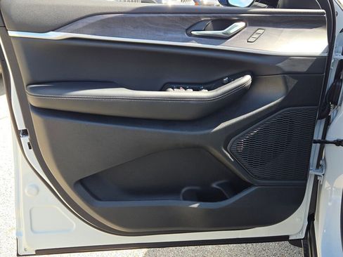 New 2025 Jeep Grand Cherokee Limited w/ MOPAR Finishing Package image 22