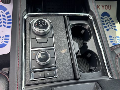 Used 2024 Ford Expedition Max Limited AWD/4WD image 23