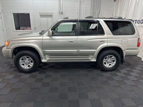 Used 1999 Toyota 4Runner Limited AWD/4WD image 6