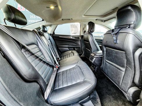 Used 2014 Ford Fusion SE w/ Equipment Group 202A image 13