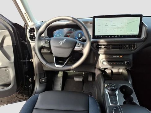 New 2025 Ford Bronco Sport Outer Banks w/ Outer Banks Tech Package+ AWD/4WD image 10