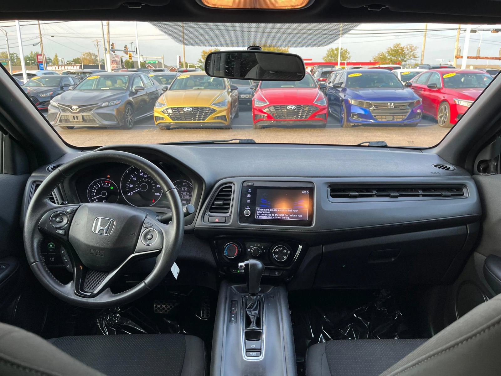 Used 2021 Honda HR-V Sport image 13