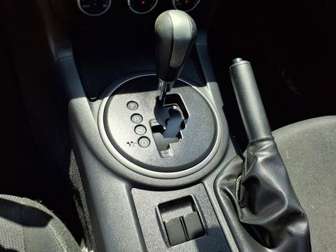 Used 2014 MAZDA MX-5 Miata Club image 23