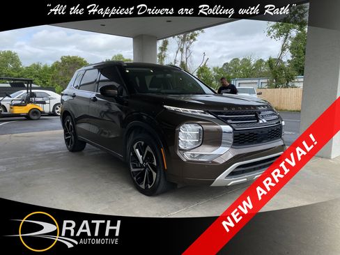 Used 2024 Mitsubishi Outlander SEL FWD image 1