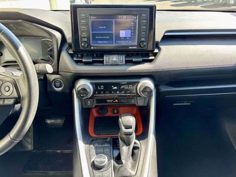 Used 2022 Toyota RAV4 Adventure image 18