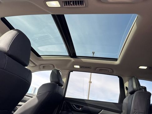 Used 2024 Subaru Ascent Onyx Edition image 22