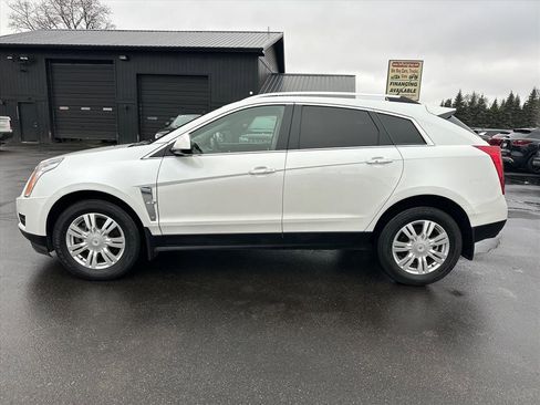 Used 2011 Cadillac SRX Luxury image 2