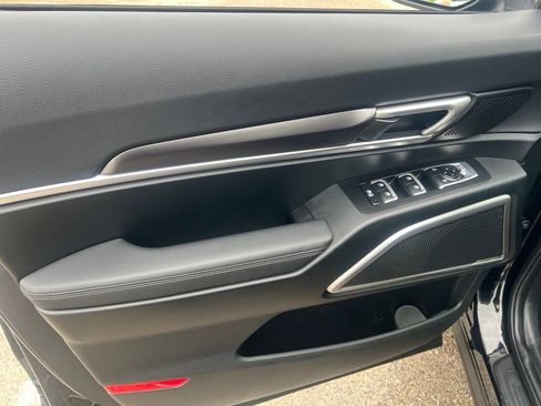 Certified 2025 Kia Telluride S AWD/4WD image 7
