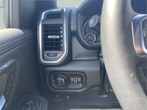Used 2026 RAM 1500 Laramie AWD/4WD image 18