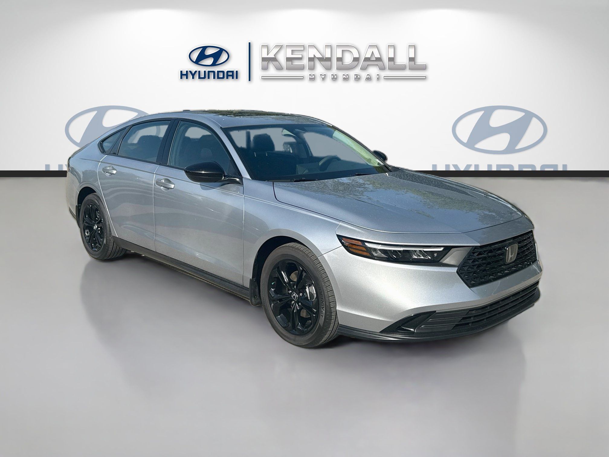 Used 2025 Honda Accord SE image 1