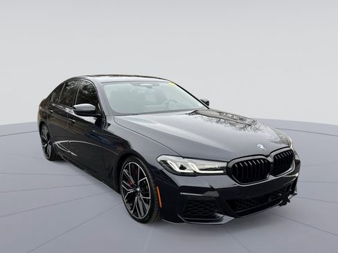 Used 2022 BMW M550i xDrive M550i xDrive w/ Executive Package image 1