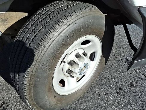 Used 2024 Chevrolet Express 3500 LS RWD image 9