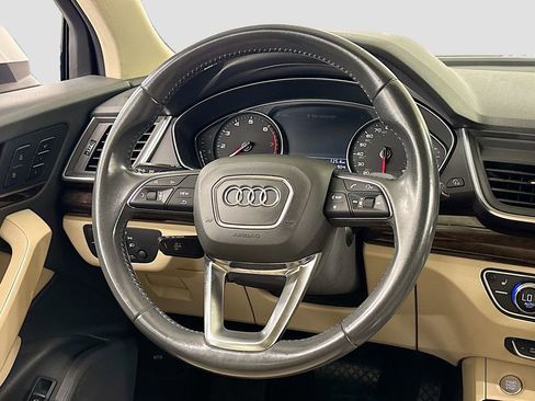 Used 2019 Audi Q5 2.0T Premium w/ Convenience Package image 18
