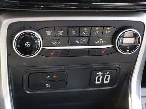 Certified 2018 Ford EcoSport Titanium AWD/4WD image 27