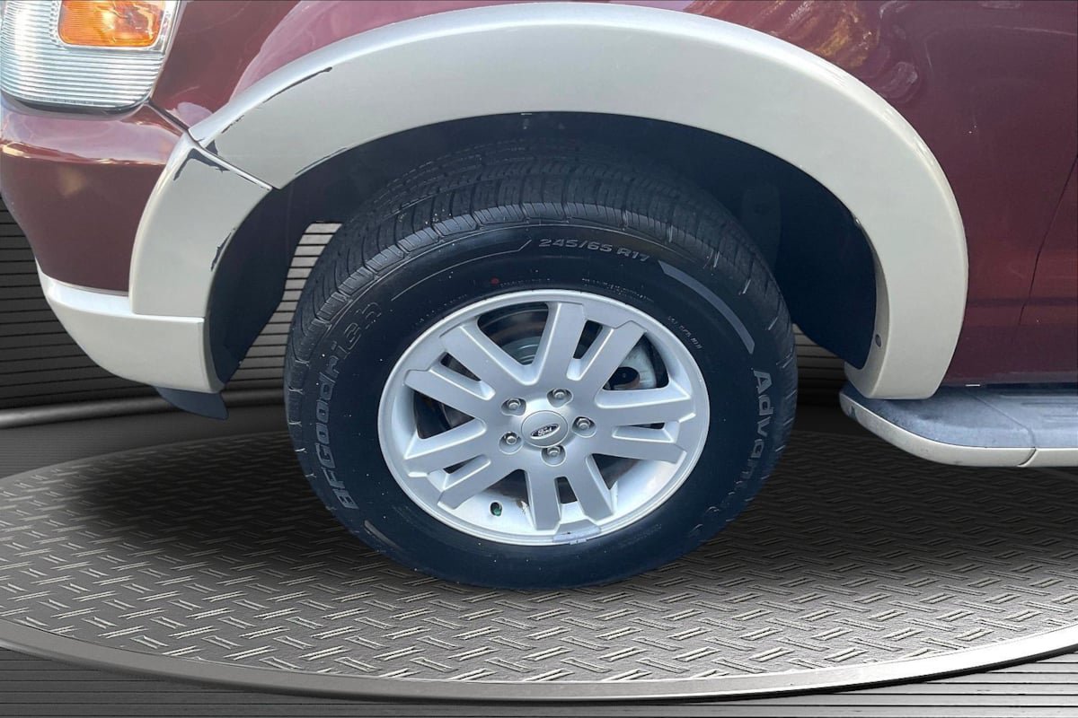 Used 2009 Ford Explorer Eddie Bauer AWD/4WD image 33