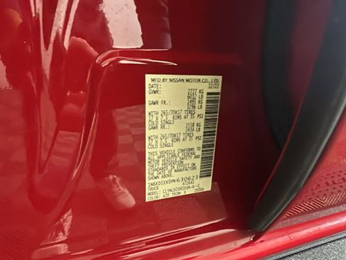 Used 2023 Nissan Frontier PRO-4X w/ Technology Package AWD/4WD image 27