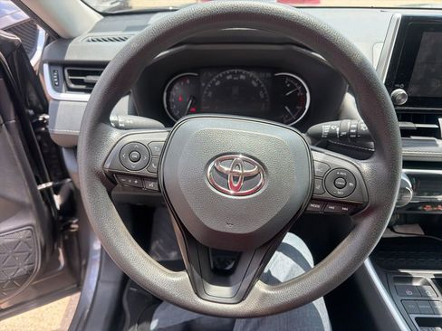 Used 2024 Toyota RAV4 XLE w/ Convenience Package FWD image 7