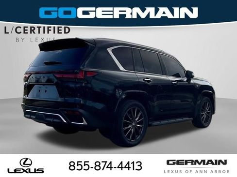 Used 2025 Lexus LX 700h F Sport image 8